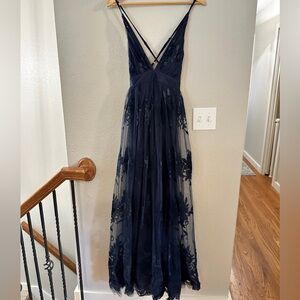 Navy Sleeveless Floral Tulle Embroidered Maxi Dress/Gown - Size Small